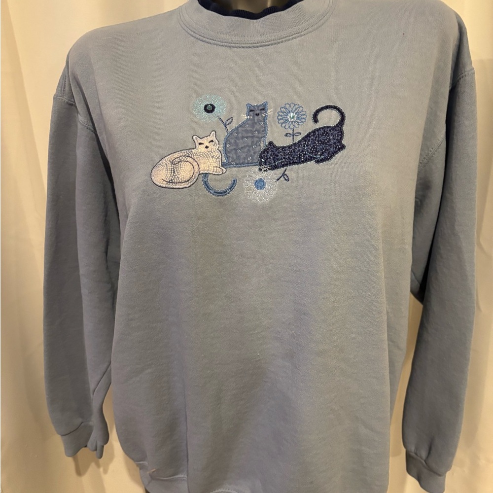 Cozy Blue Cat Embroidered Sweatshirt